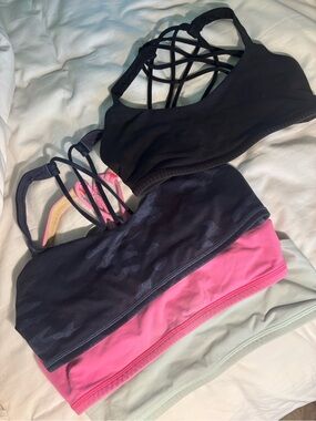 lululemon athletica Strappy Sports Bras bundle size 6